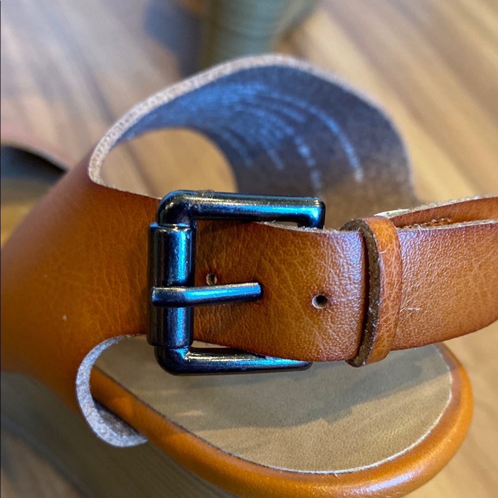 Old Navy Brown Orange Wide strap Pleather Wedge Heel Sandals w Buckle - Picture 6 of 11